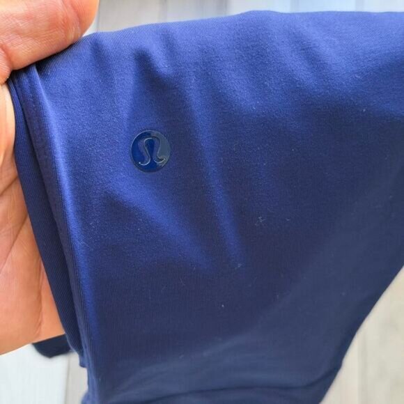 Lululemon navy blue joggers - Picture 6 of 8